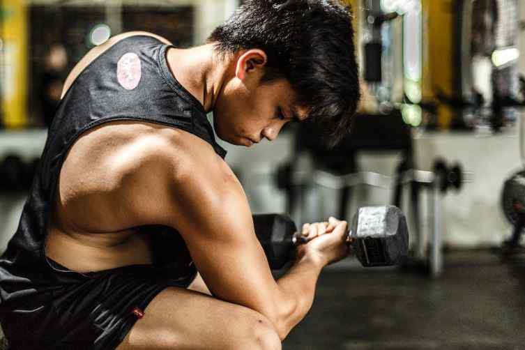 Six-Pack Abs Exercises With Dumbbells